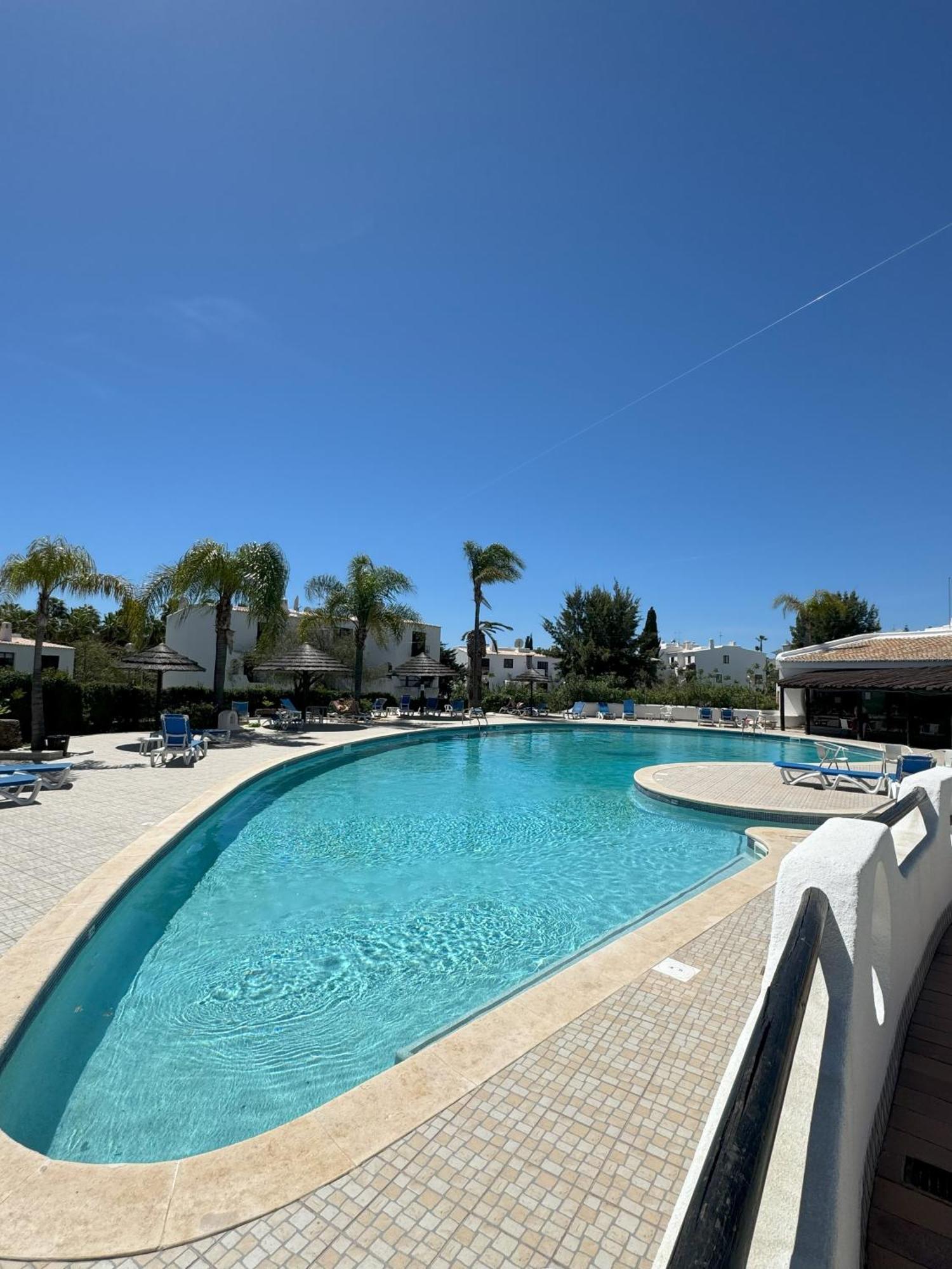 Coastal Retreat With Pool And Beach Access By Drago Rentals Αλμπουφέιρα Εξωτερικό φωτογραφία