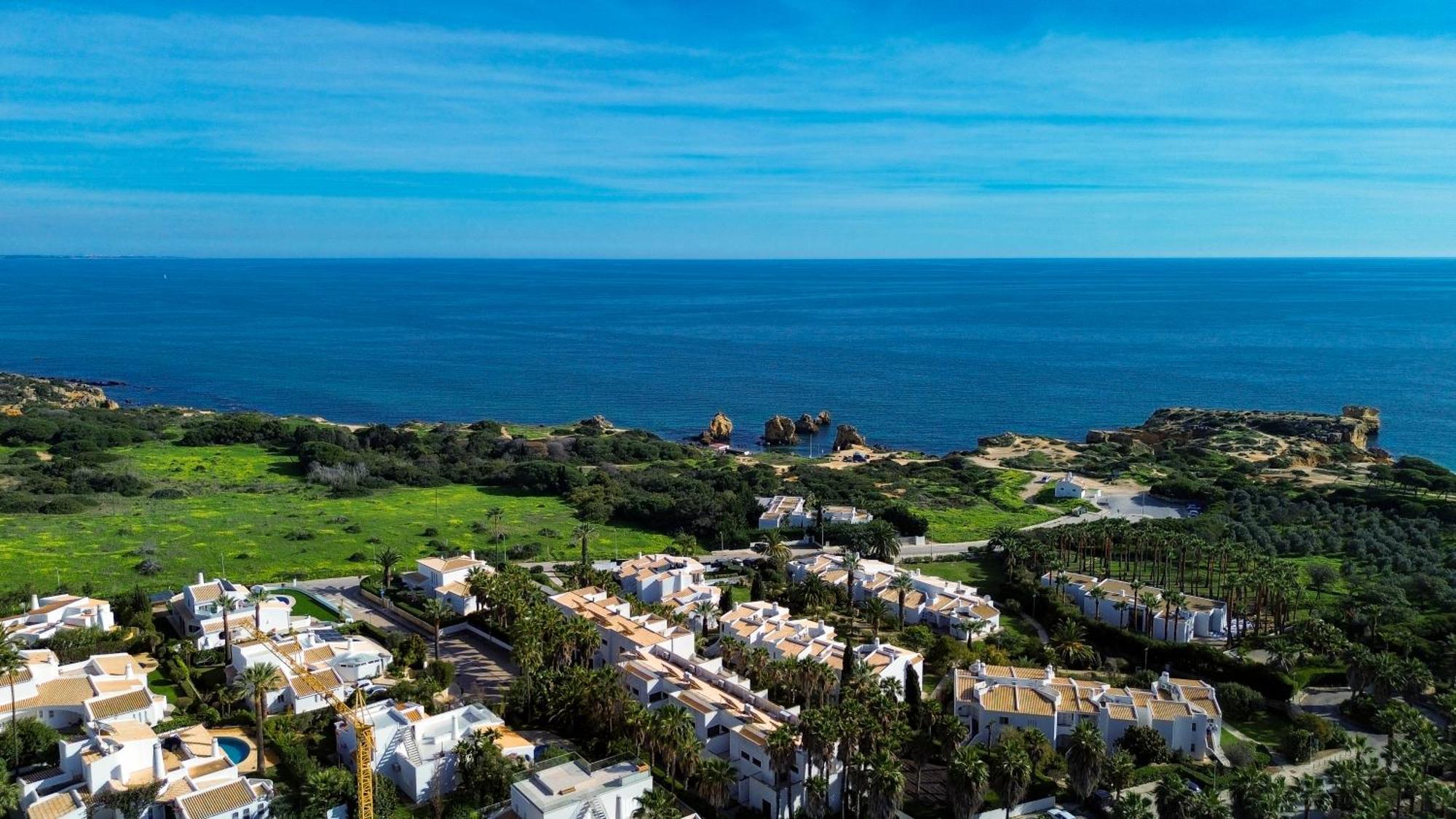 Coastal Retreat With Pool And Beach Access By Drago Rentals Αλμπουφέιρα Εξωτερικό φωτογραφία